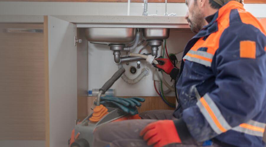 Expert burst pipe repair services in Woodlawn, TX
